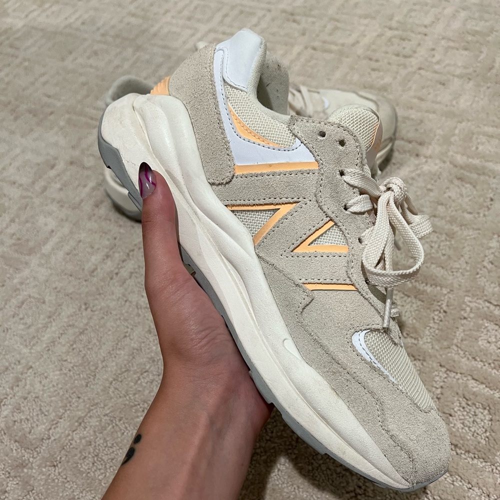 Great condition New Balance 57/40!!
